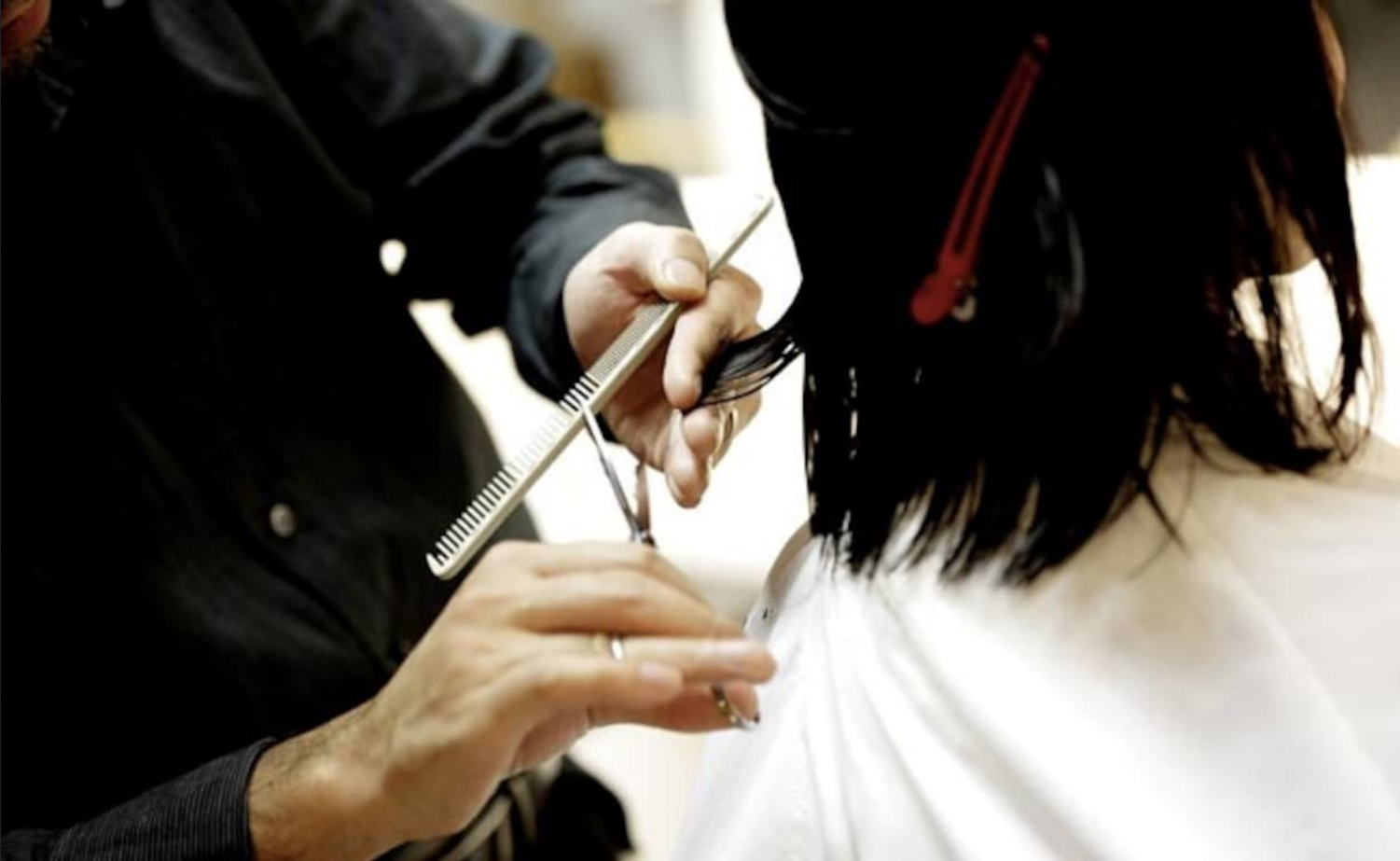 West Bengal Eases Covid Curbs; Salons, Parlours To Operate At 50% Capacity